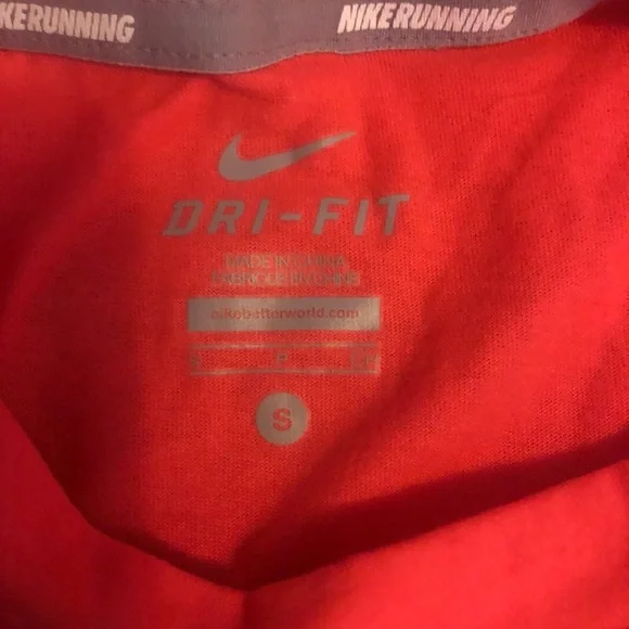 Hot pink Nike muscle tank - Picture 3 of 3